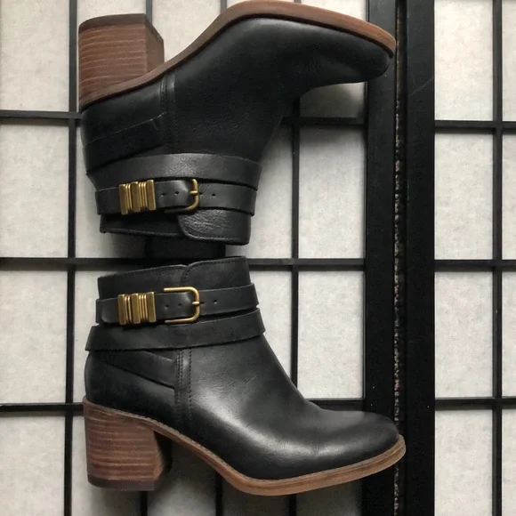 Lucky Brand. Raisa Ankle Boots - Picture 7 of 15